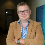 Antti Rinteen kampanjapäällikkö Vesa Mauriala myöntää, että ajallinen etumatka vaikutti merkittävästi puheenjohtajakisan lopputulokseen.